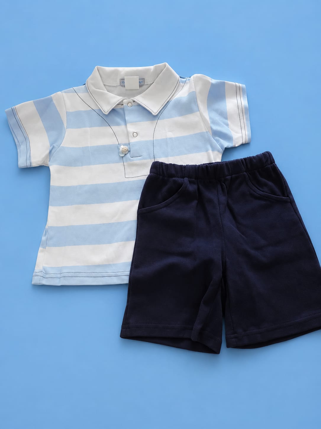 Set băieți 2 piese – Tricou polo în dungi & pantaloni scurți bleumarin