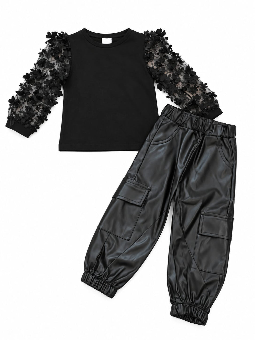 Compleu fete negru cu pantaloni efect piele și bluză cu mâneci florale